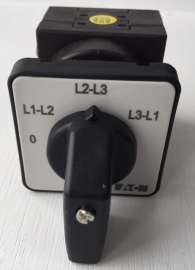 Eaton Voltmeter Selector Switch Flush Mounted Housing (T0-2-5920/E)